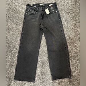 Levi’s low loose jeans